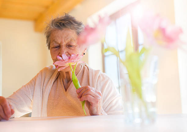 istock Senior woman 468714630
