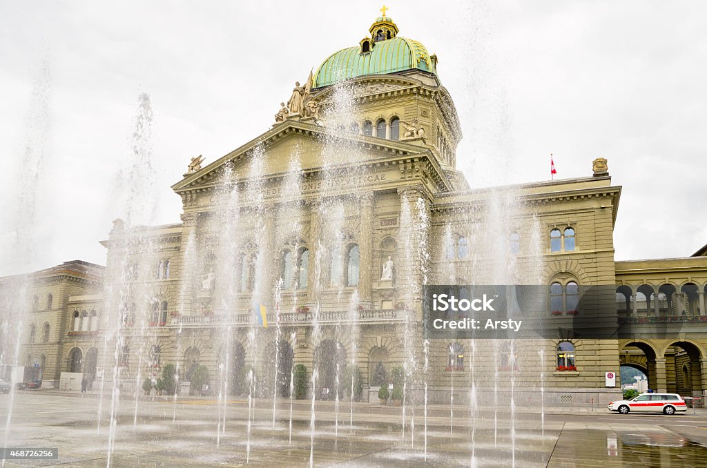 Federal Parliament. Bern, Switzerland Fountain in front of the House of Parliament (Bundeshaus). Bern, Switzerland, Europe Bern Stock Photo