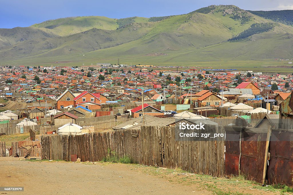 Scarsa utenti in periferia di Ulan Bator, Mongolia - Foto stock royalty-free di Città