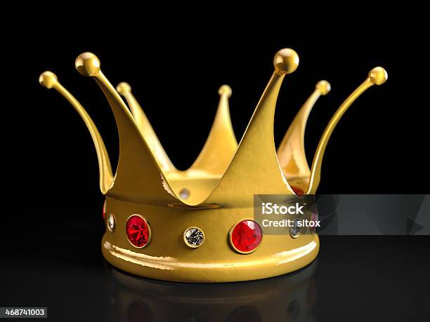 Goldene Krone Mit Violettem Amethyst Und Diamanten Auf Schwarze Oberfläche Stockfoto und mehr Bilder von Auszeichnung