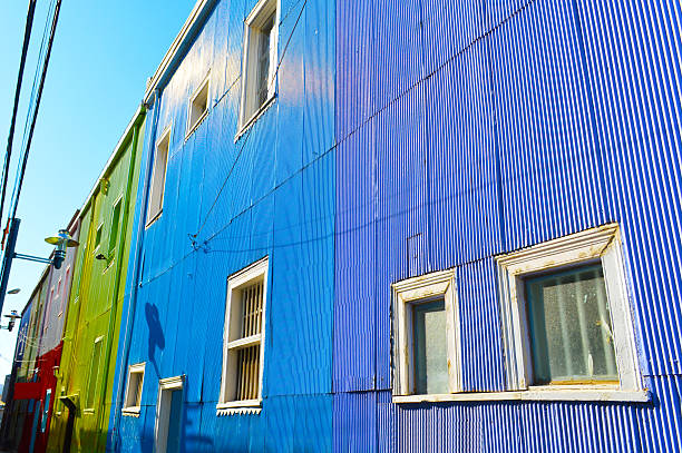istock Colorful houses in valparaiso 468773224