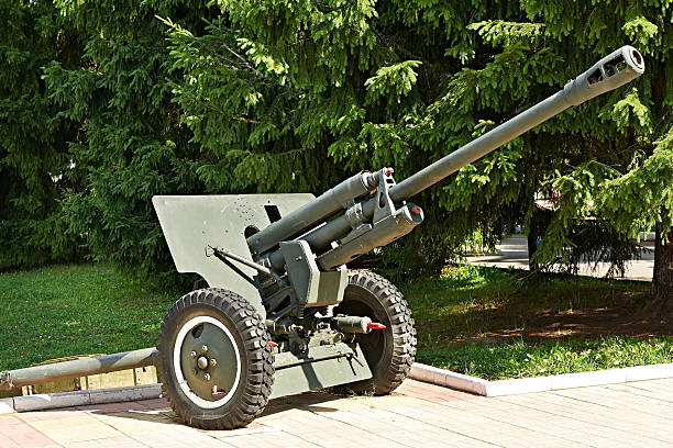 istock Soviet 76-mm divisional gun M1942 (ZiS-3) 468783730