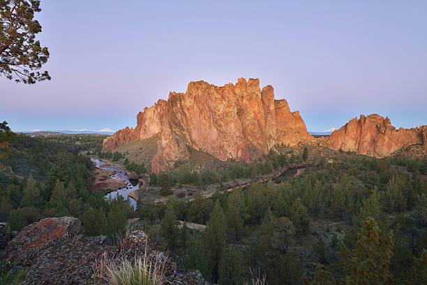 istock Smith Rock and Crooked River at sunrise 468784524