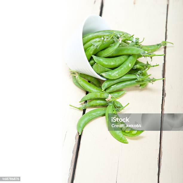 Hearthy Fresh Green Peas Stock Photo - Download Image Now - 2015, Agriculture, Bean