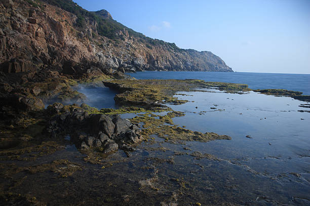 tôt le matin, otter cave, vinh hy, phan rang-thap cham, vietnam. - phan rang photos et images de collection