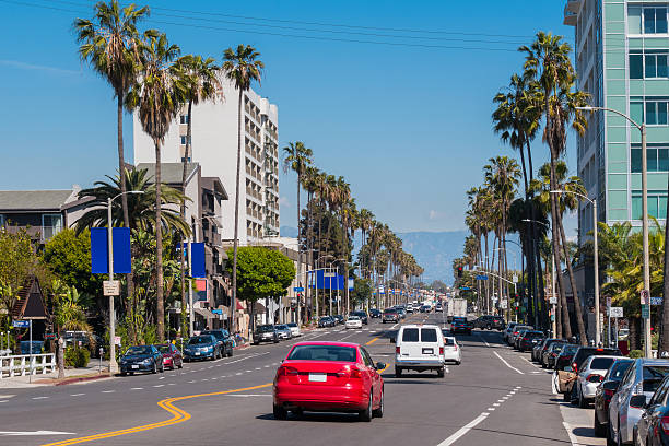 istock Washington Boulevard, Venice, Los Angeles, California 468832602