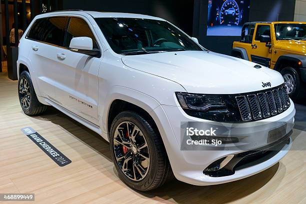 Jeep Grand Cherokee - Fotografie stock e altre immagini di Jeep Grand Cherokee - Jeep Grand Cherokee, 2014, 4x4