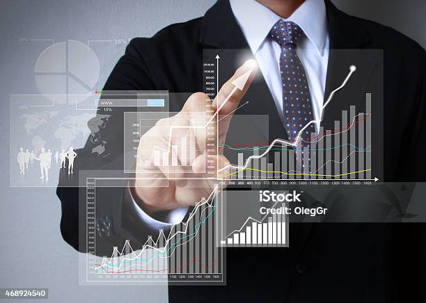 Businessman Hand Drawing Virtual Chart Business On Touch Screen Stock Photo - Download Image Now