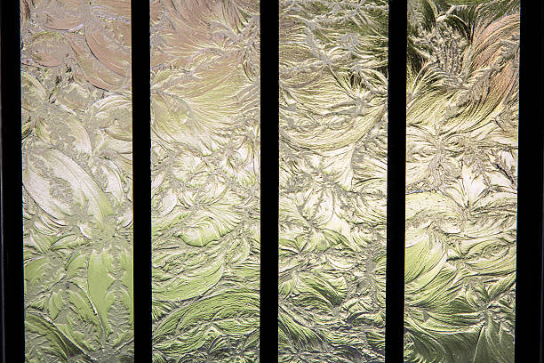 de vidro gravada - frosted glass window frost ice imagens e fotografias de stock