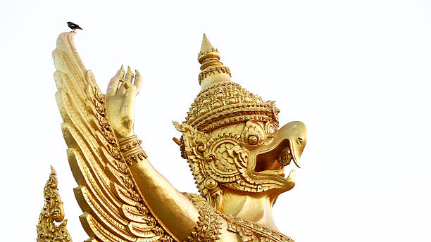 골든 가루다 황후상, 태국 - garuda bangkok thailand gold 뉴스 사진 이미지
