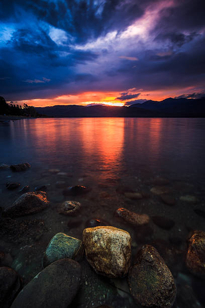 istock Lake Te Anau Sunset 468951420
