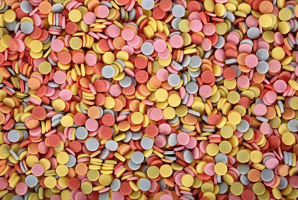 medicament fármacos comprimidos colorido pilha - ecstasy imagens e fotografias de stock