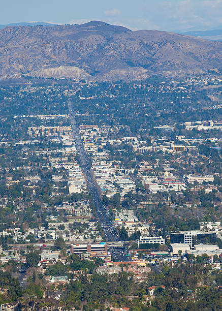 blvd em san fernando valley resedacity in california usa - northridge imagens e fotografias de stock