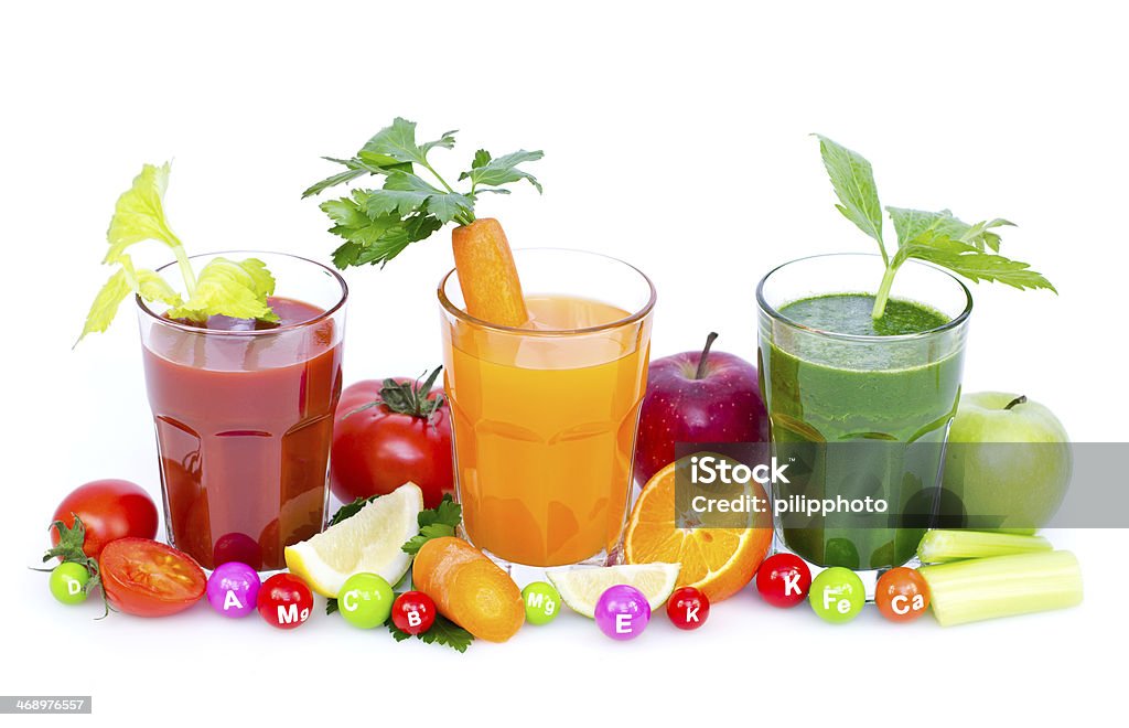 新鮮なオーガニックフルーツジュース、野菜ジュース - サプリメントのロイヤリティフリーストックフォト