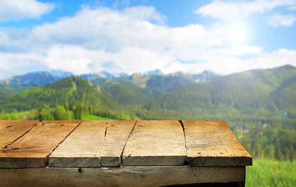 空のテーブル - wood sign old plank ストックフォトと画像