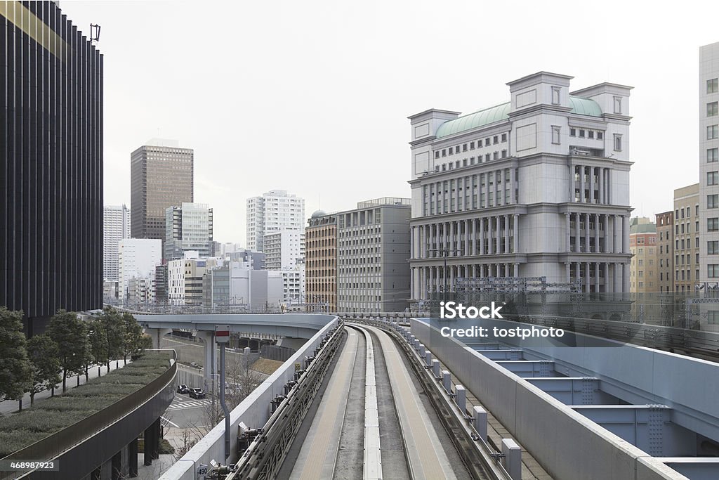 Shiodome district dal sistema di trasporto monorotaia (Tokyo) - Foto stock royalty-free di Ambientazione esterna