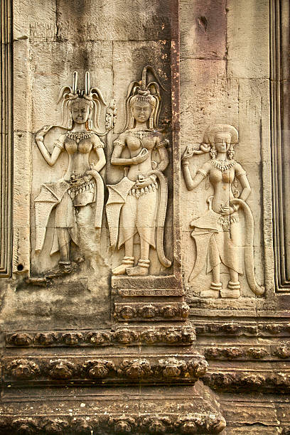 soulagement du célèbre temple d'angkor vat, cambodge. - ankor photos et images de collection