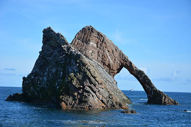 istock Bow Fiddle Rock and Boat 469033470