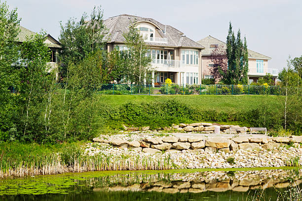 istock Mansion with Balcony Overlooking Lake 469069399