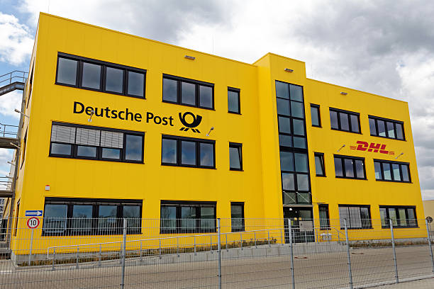 Deutsche Post Ag Service Und Versandzentrum 92631 Weiden 450+ Fotos, Bilder und lizenzfreie Bilder zu Deutsche Post Ag - iStock