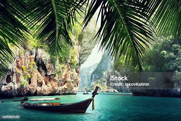 Morning Time At Maya Bay Phi Phi Leh Islandthailand Stock Photo - Download Image Now