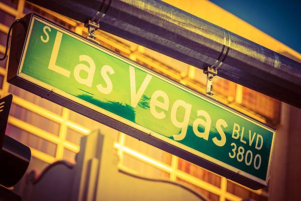 istock Las Vegas Boulevard Sign 469089404