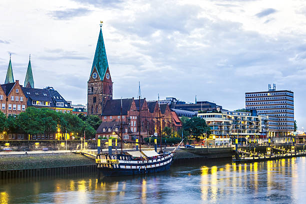 istock Bremen Skyline in the night 469119924