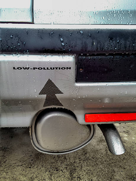 low pollution voiture - bumper stickers photos et images de collection