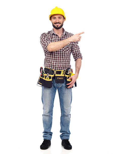 carpenter mostrando - home improvement work tool hammer portrait - fotografias e filmes do acervo