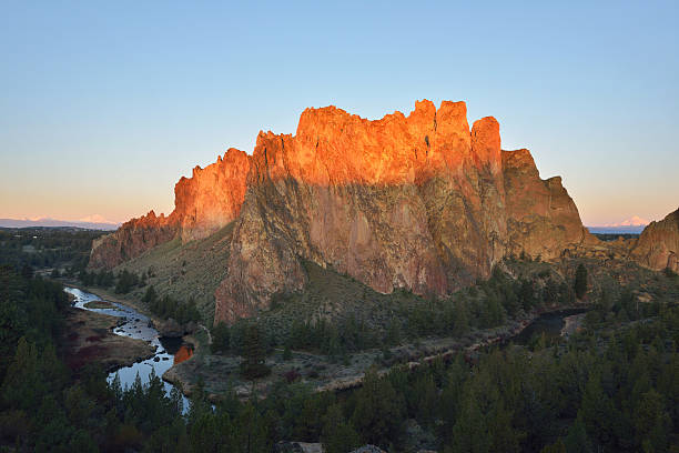 istock Smith Rock and Crooked River at sunrise 469246790