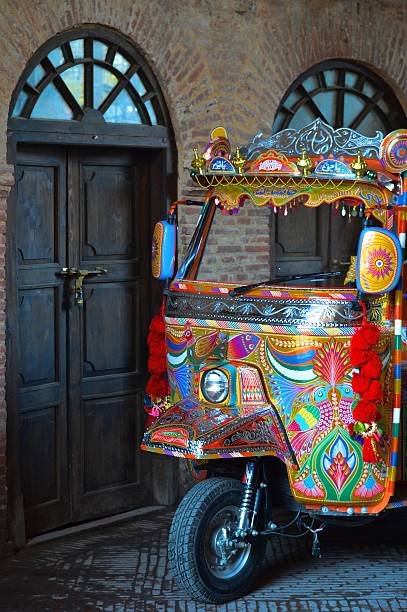 istock truck art on Auto rickshaw 469259012