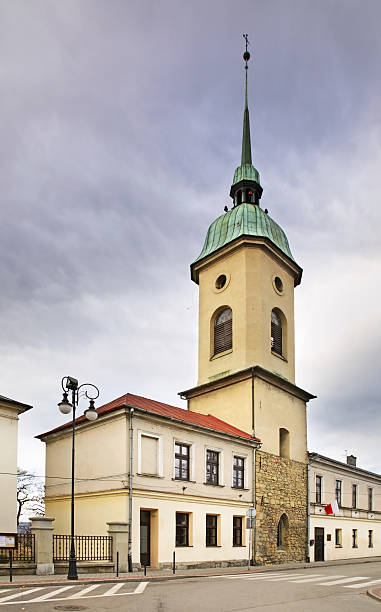 belfry de evangélico igreja em nowy sacz. a polónia - nowy sacz imagens e fotografias de stock