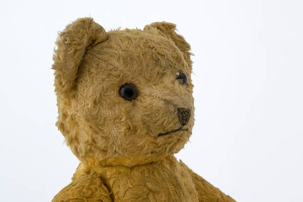 istock Head of an old teddybear, right side 469319622