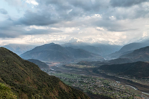 pokhara valley - cumuliform - fotografias e filmes do acervo