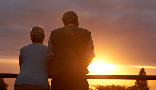 Cropped shot of an elderly couple sharing a romantic moment at sunsethttp://195.154.178.81/DATA/i_collage/pi/shoots/783133.jpg