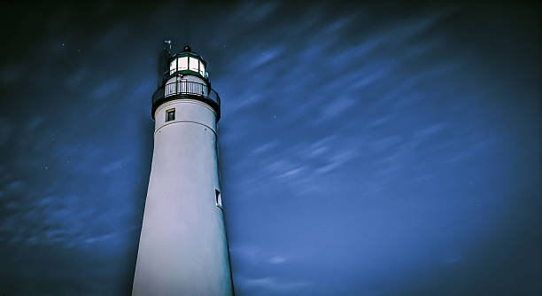 istock Night Sky At The Fort Gratiot Lighthouse 469378028