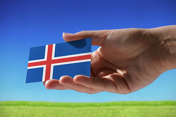 небольшой флаг исландии - iceland flag ethnicity identity стоковые фото и изображения