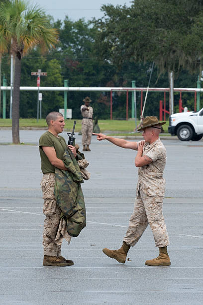 u.s. marine drill sergeant and recruit interaction at parris island - parris island bildbanksfoton och bilder