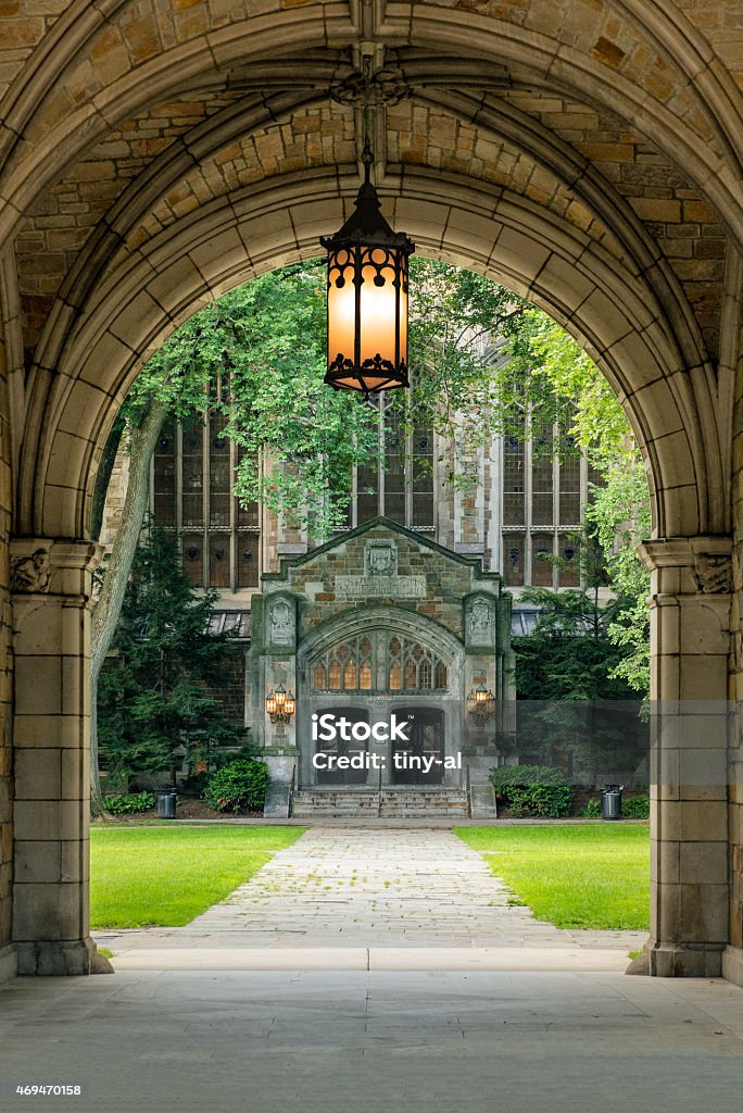 Arco de la Facultad de derecho de la Universidad de Michigan, Campus - Foto de stock de Campus libre de derechos
