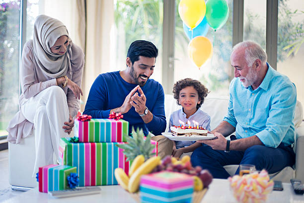 istock Celebrating the birthday 469493536