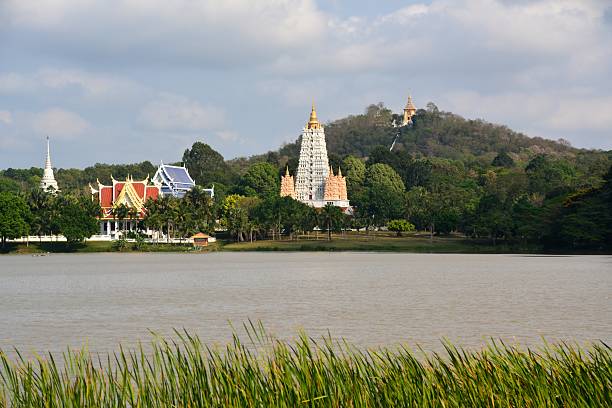 istock Lake at Wat Yansangwararam Temple complex, Pattaya Thailand 469529398