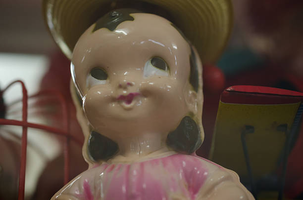istock Retro old dolls in the horror mood 469555219