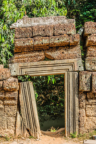 istock small gateway ta prohm angkor wat cambodia 469573413