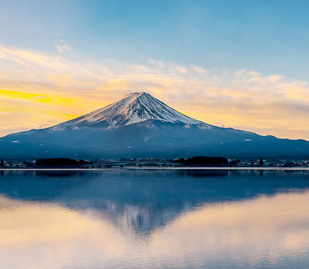 istock Mount Fuji from Lake in morning sun 469575081