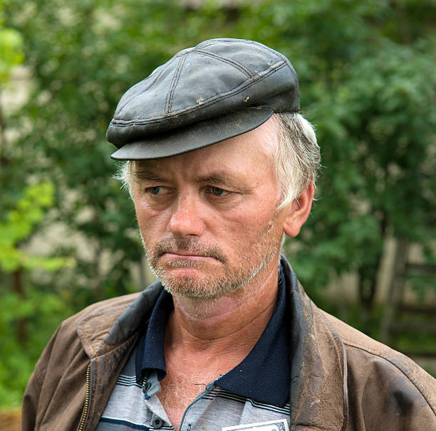 istock Portrait of poor man 469578433