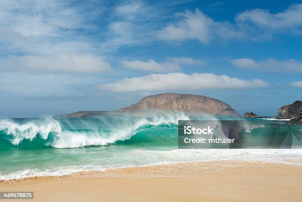 Las Conchas Beach Stock Photo - Download Image Now - La Graciosa - Canary Islands, Arid Climate, Atlantic Islands