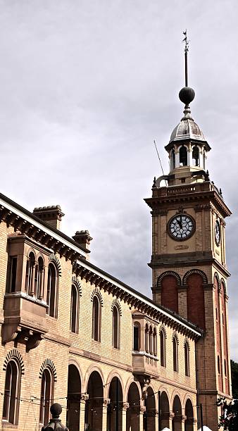istock Custom House in different point of view 469583860