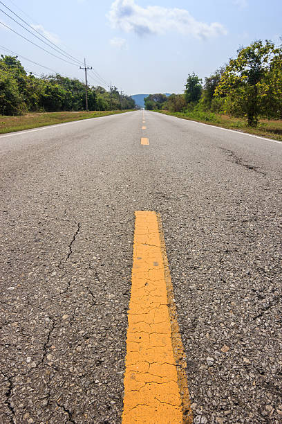 istock road to mountain. 469600760
