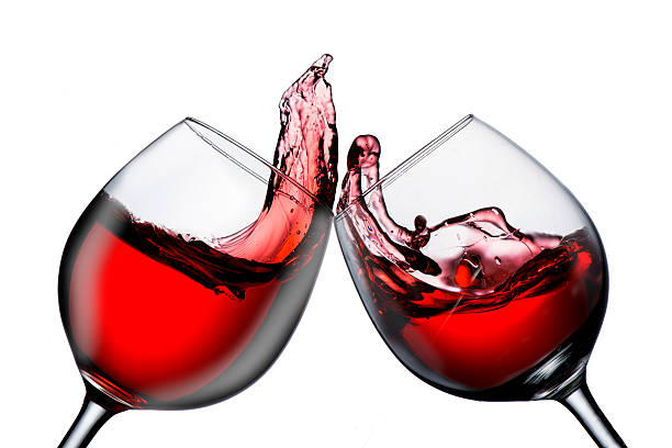 vino tinto - wine pouring wineglass white wine fotografías e imágenes de stock