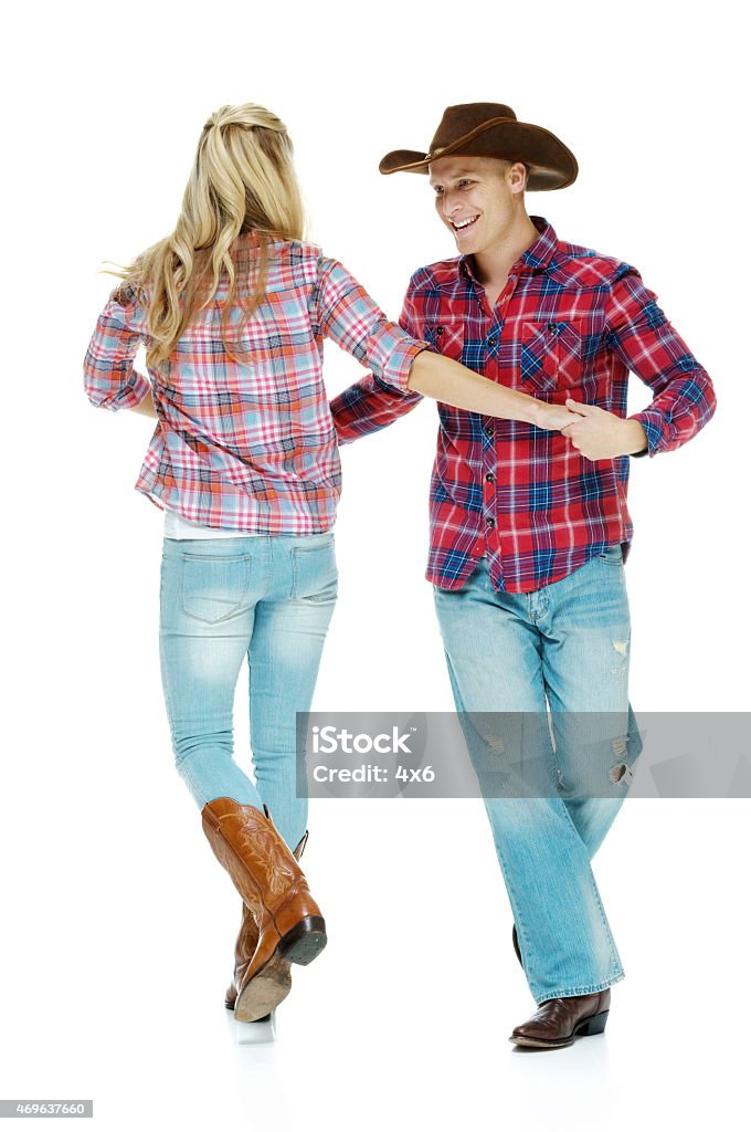 Cowboy Pareja De Baile País Foto de stock y más banco de imágenes de Bailar - Bailar, Vaquero, 20 a 29 años - iStock Cowboy Pareja De Baile País Foto de stock y más banco de imágenes de Bailar - Bailar, Vaquero, 20 a 29 años - iStock